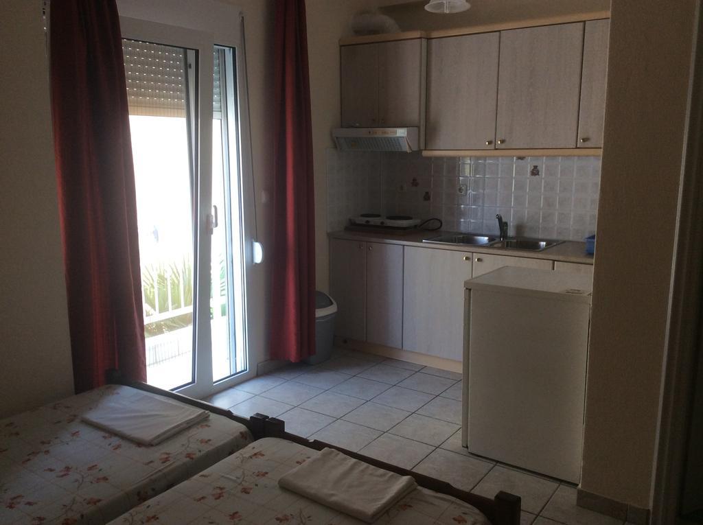 Rooms Lazos Olympiakí Aktí 외부 사진