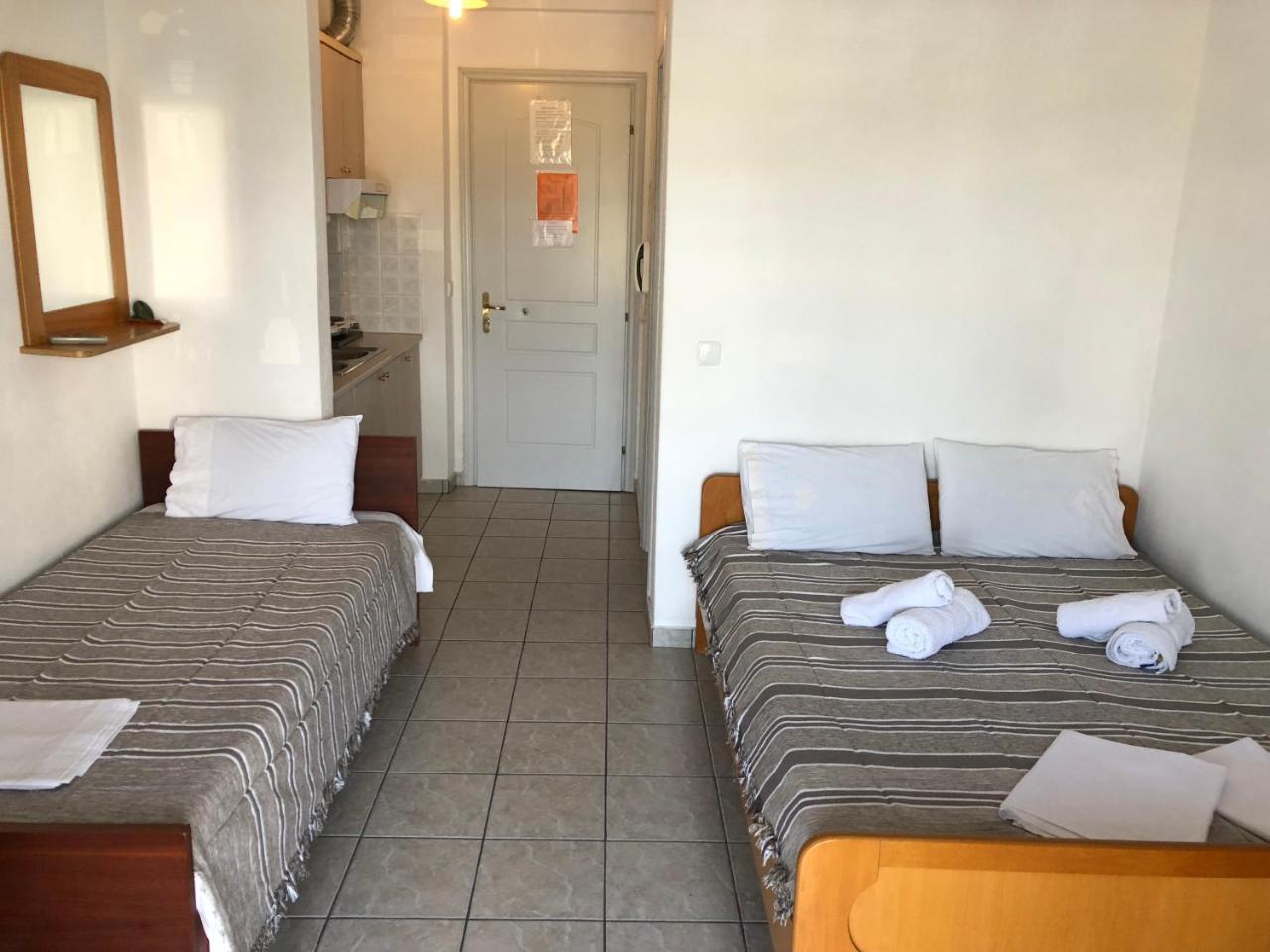 Rooms Lazos Olympiakí Aktí 외부 사진