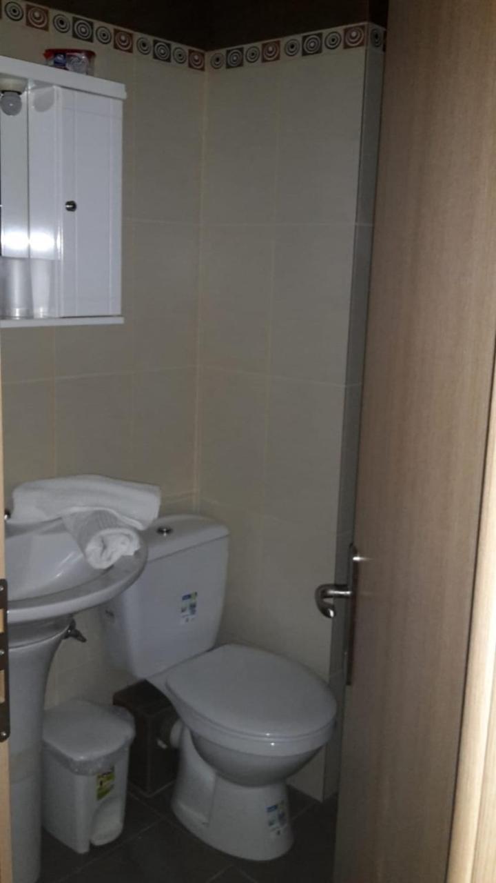 Rooms Lazos Olympiakí Aktí 외부 사진